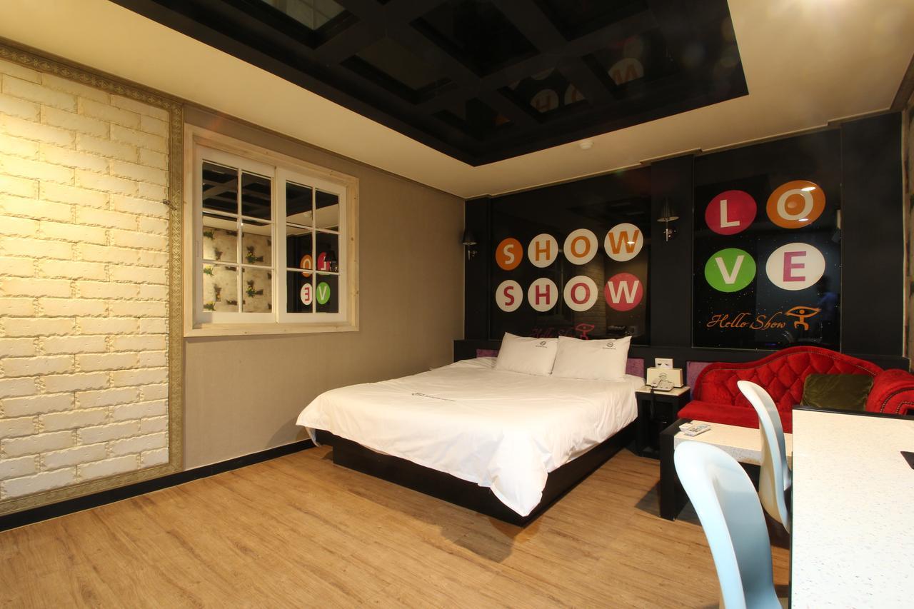 Show Hotel Busan Exterior foto
